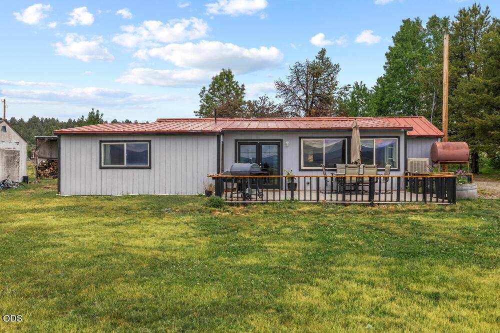 33228 Malheur Street - Photo 1