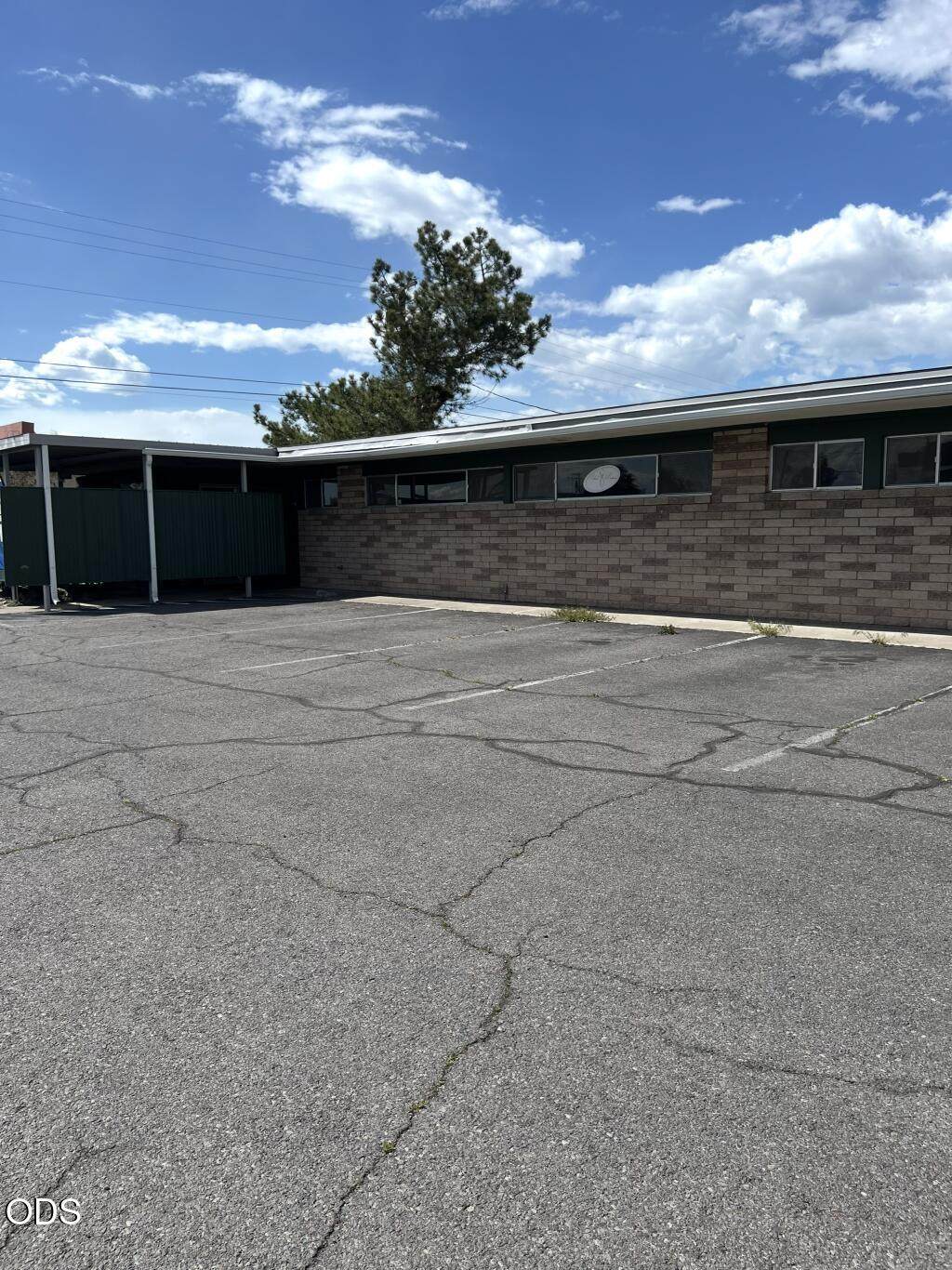 2199 Crest Street - Photo 1
