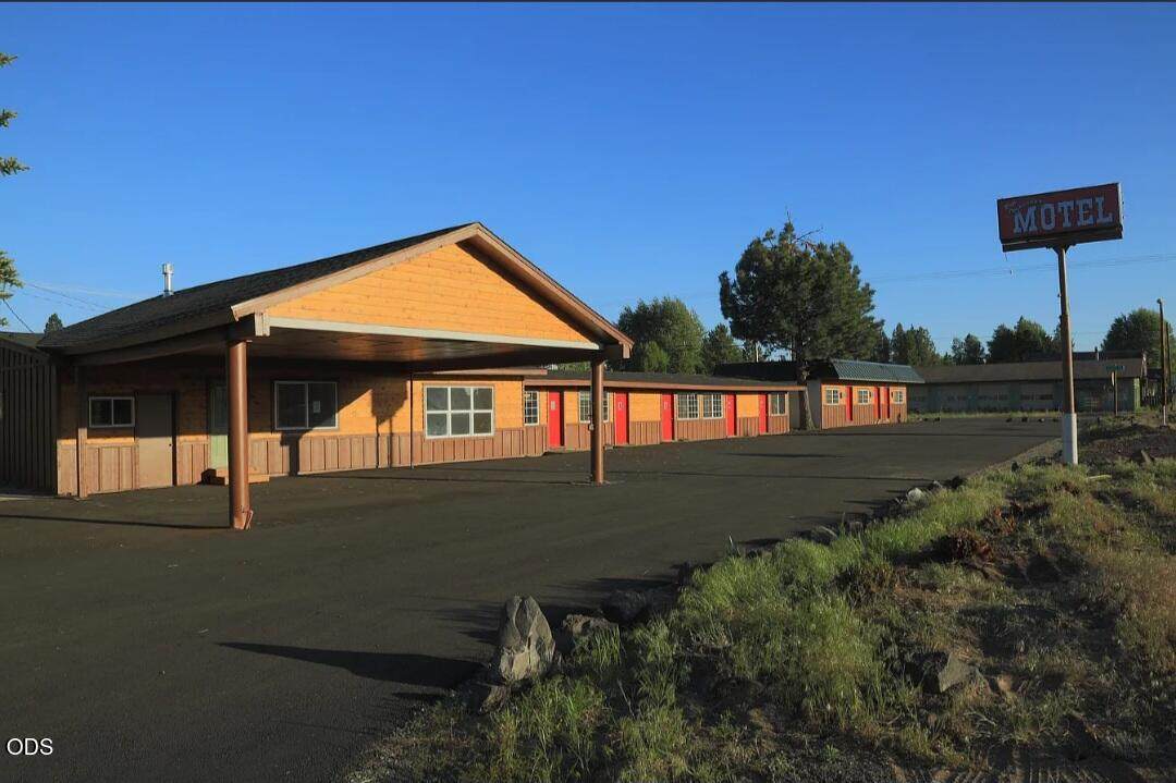 136731 Highway 97 - Photo 1
