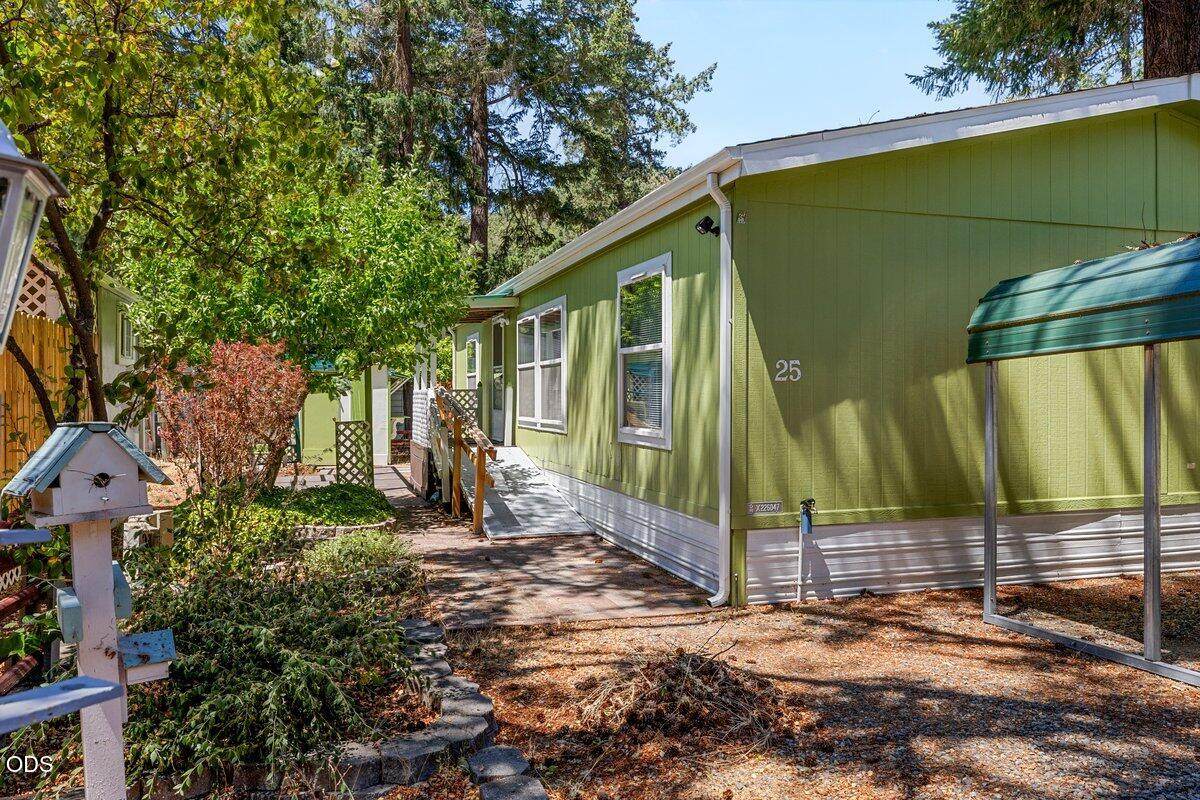 537 Thompson Creek Road - Photo 1
