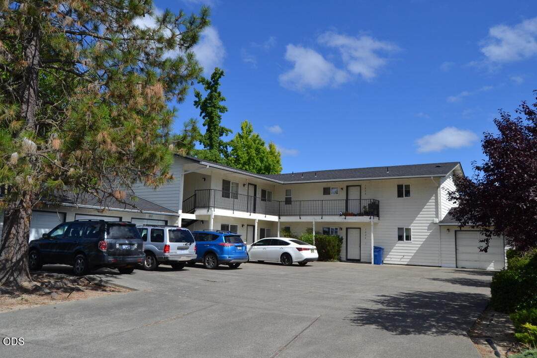 1806 Medart Lane - Photo 1
