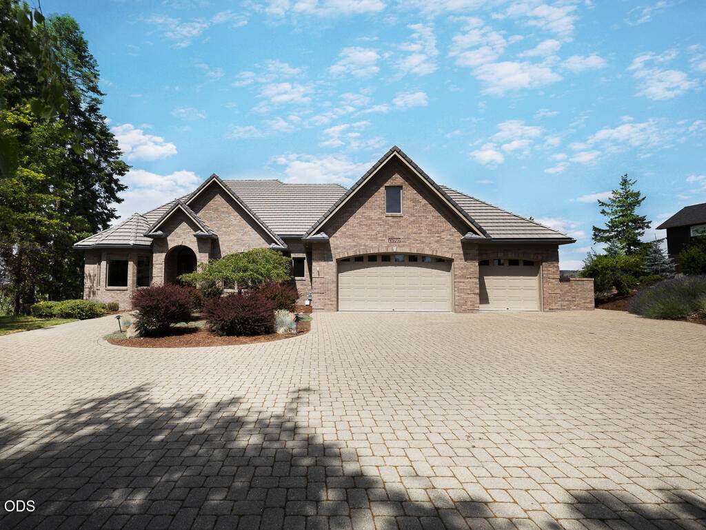 11707 Kestrel Road - Photo 1