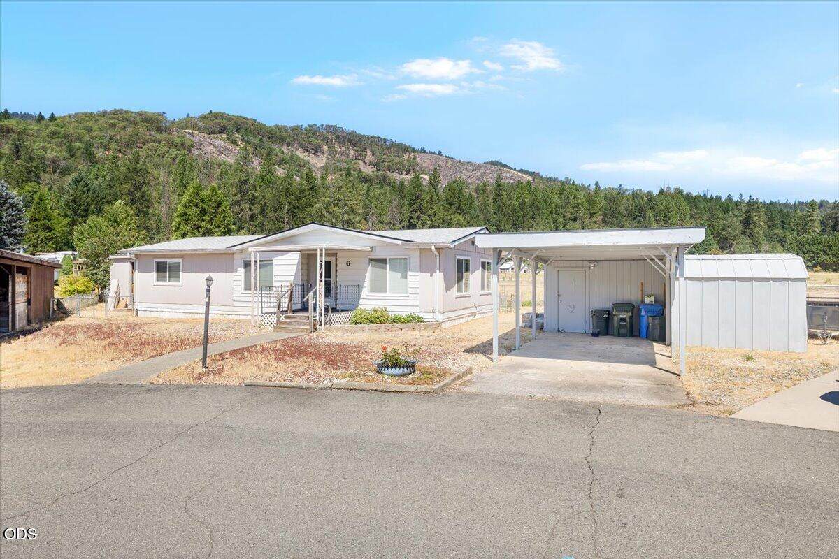315 Evans Creek Road - Photo 1