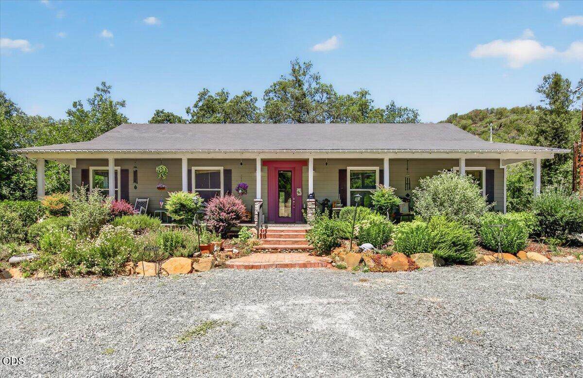 1943 Wards Creek Road - Photo 1