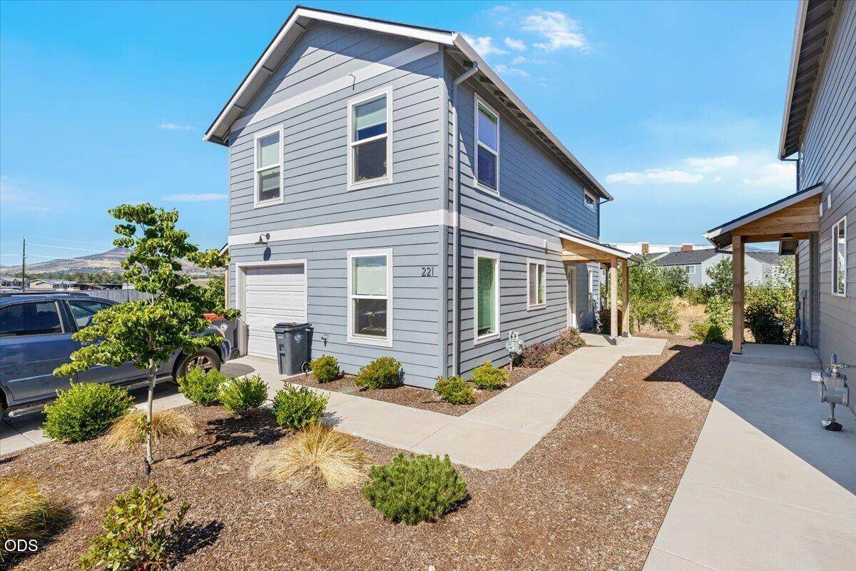 221 Dano Drive - Photo 1