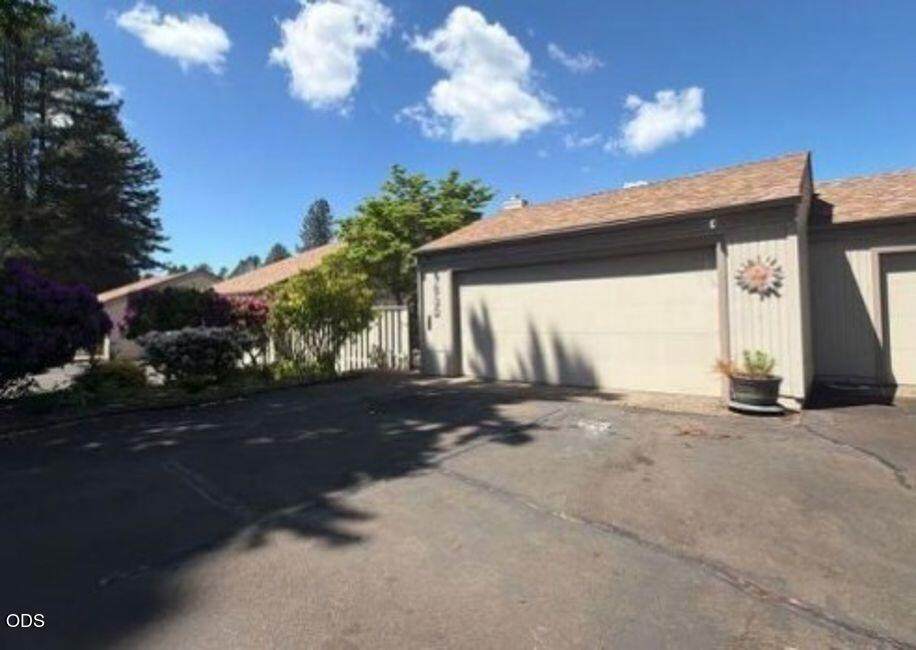 1839 Lexington Circle - Photo 1