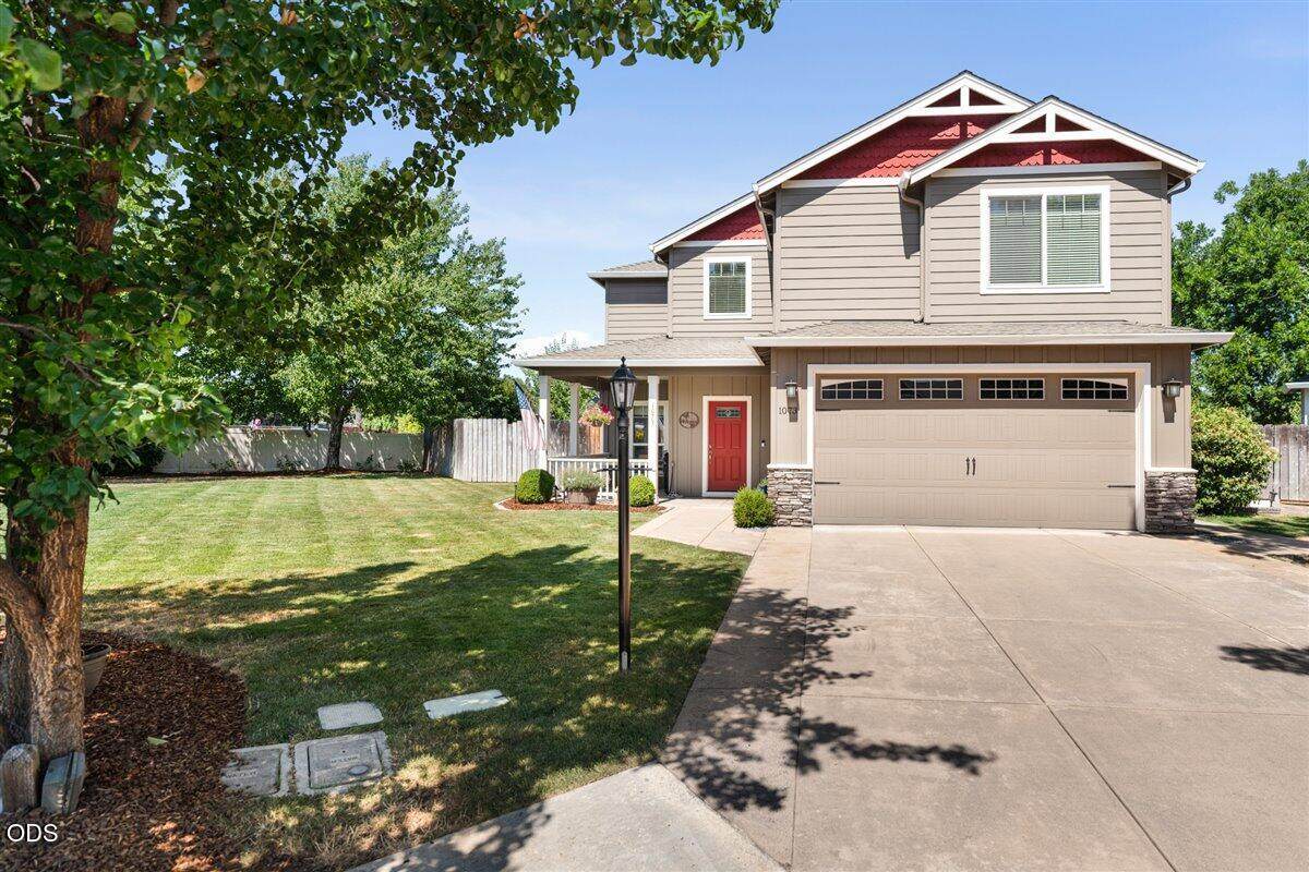 1073 Cathedral Way - Photo 1
