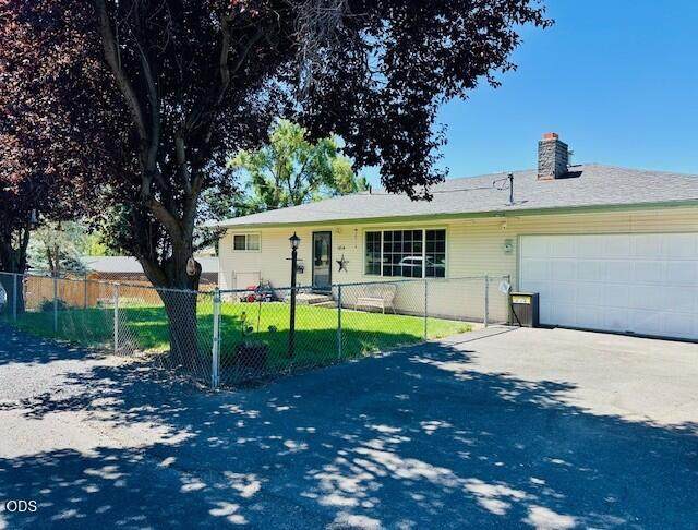 1814 Carlson Drive - Photo 1