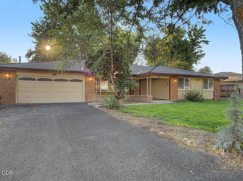 3826 La Marada Way - Photo 1