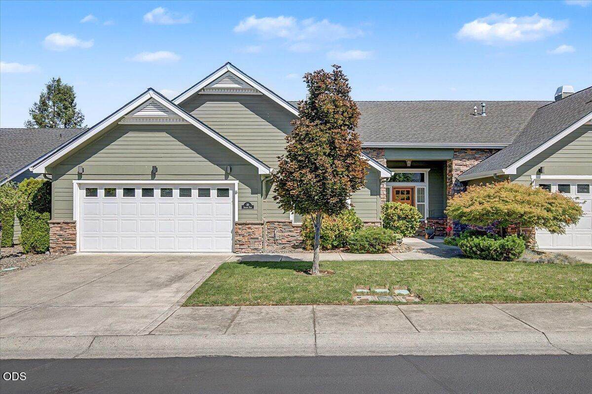 89 Skyhawk Drive - Photo 1