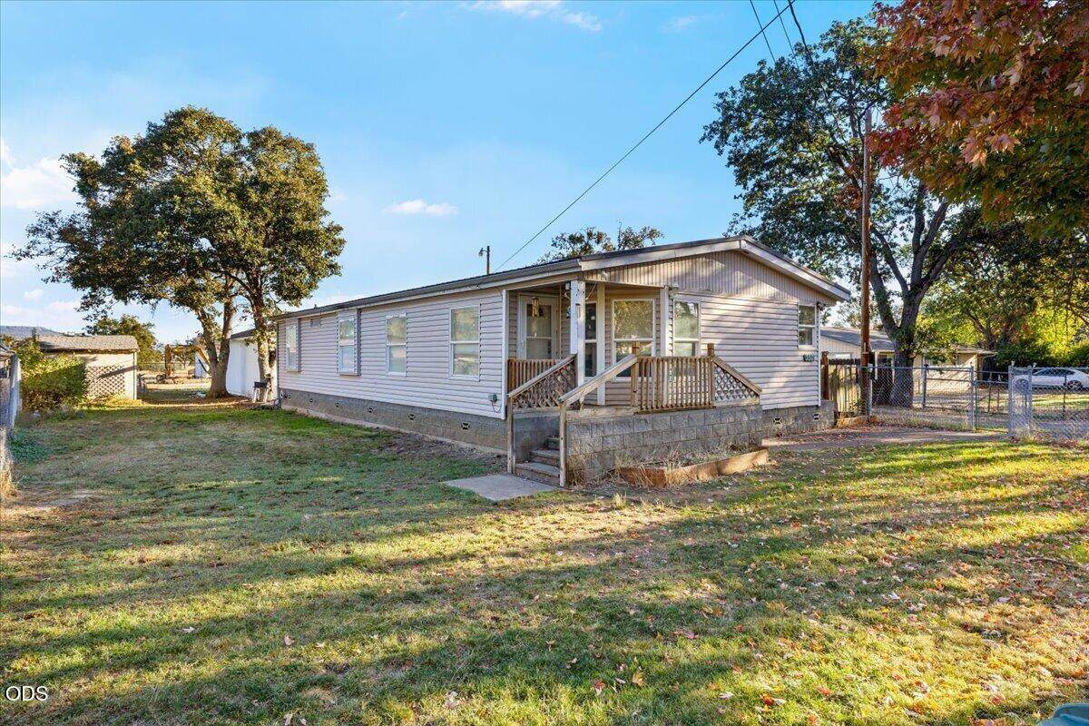 350 Gregory Road - Photo 1