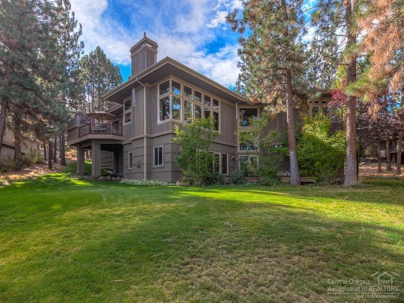 2642 Champion Circle - Photo 1