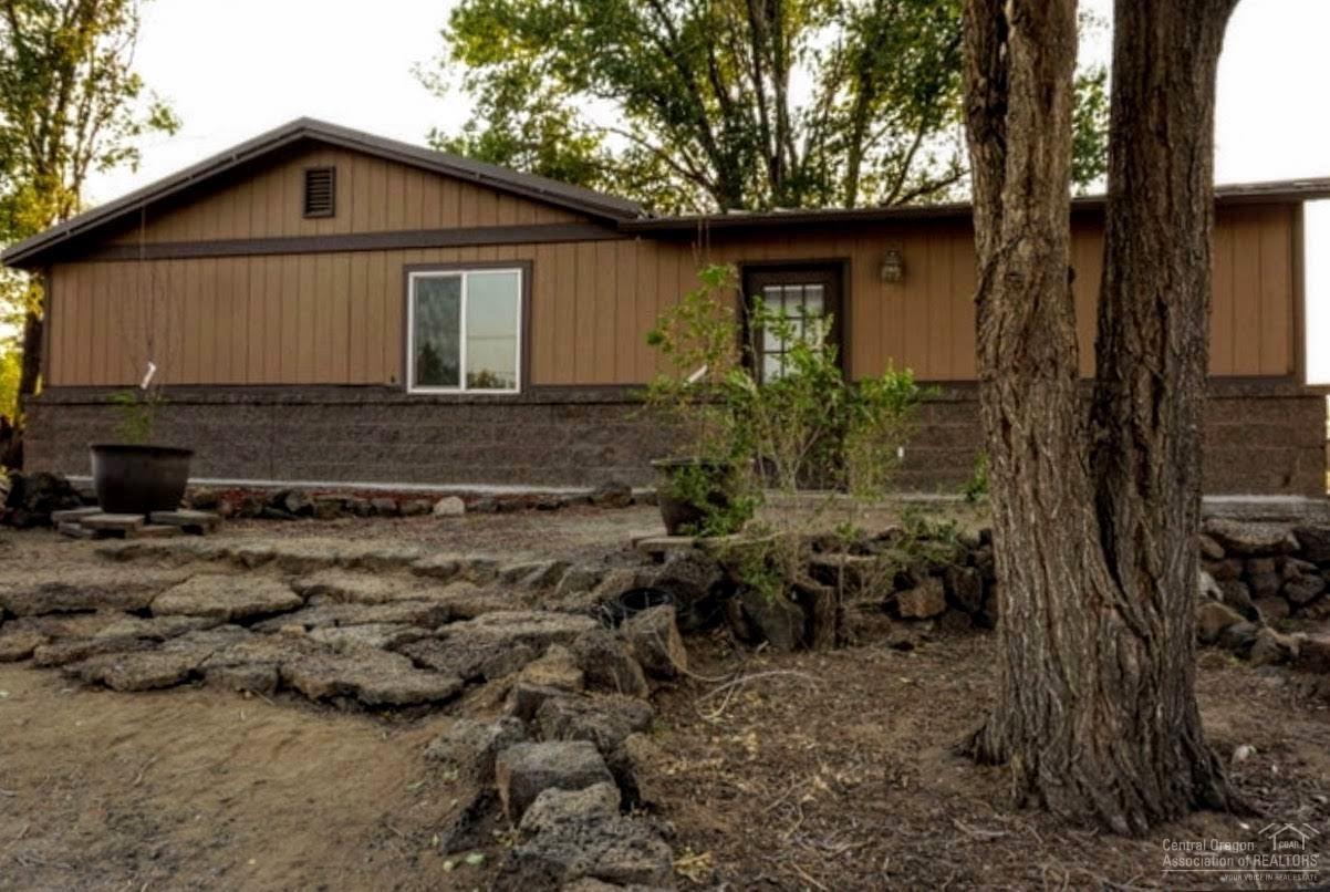 65605 61st Street - Photo 1