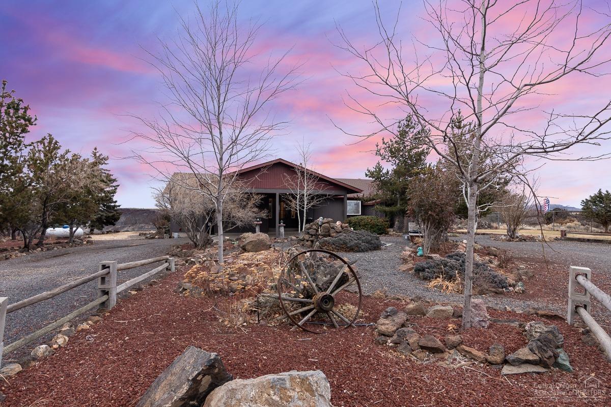 14081 Peninsula Drive - Photo 1