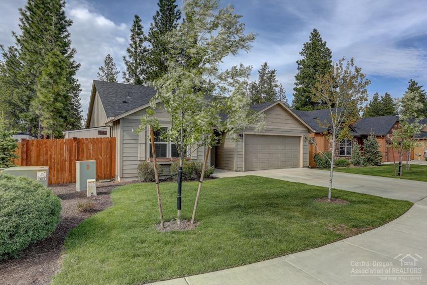 1670 Williamson Avenue - Photo 1