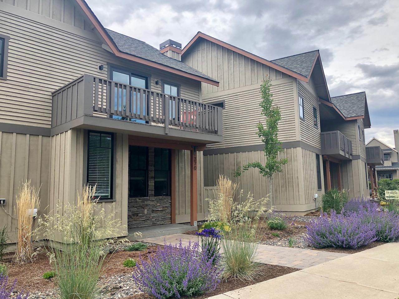 370 Pine Meadow Street - Photo 1