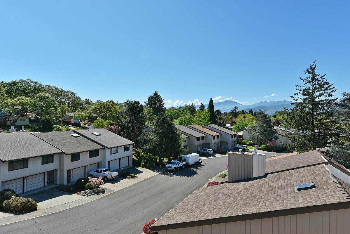 231 Mt Echo Drive - Photo 1