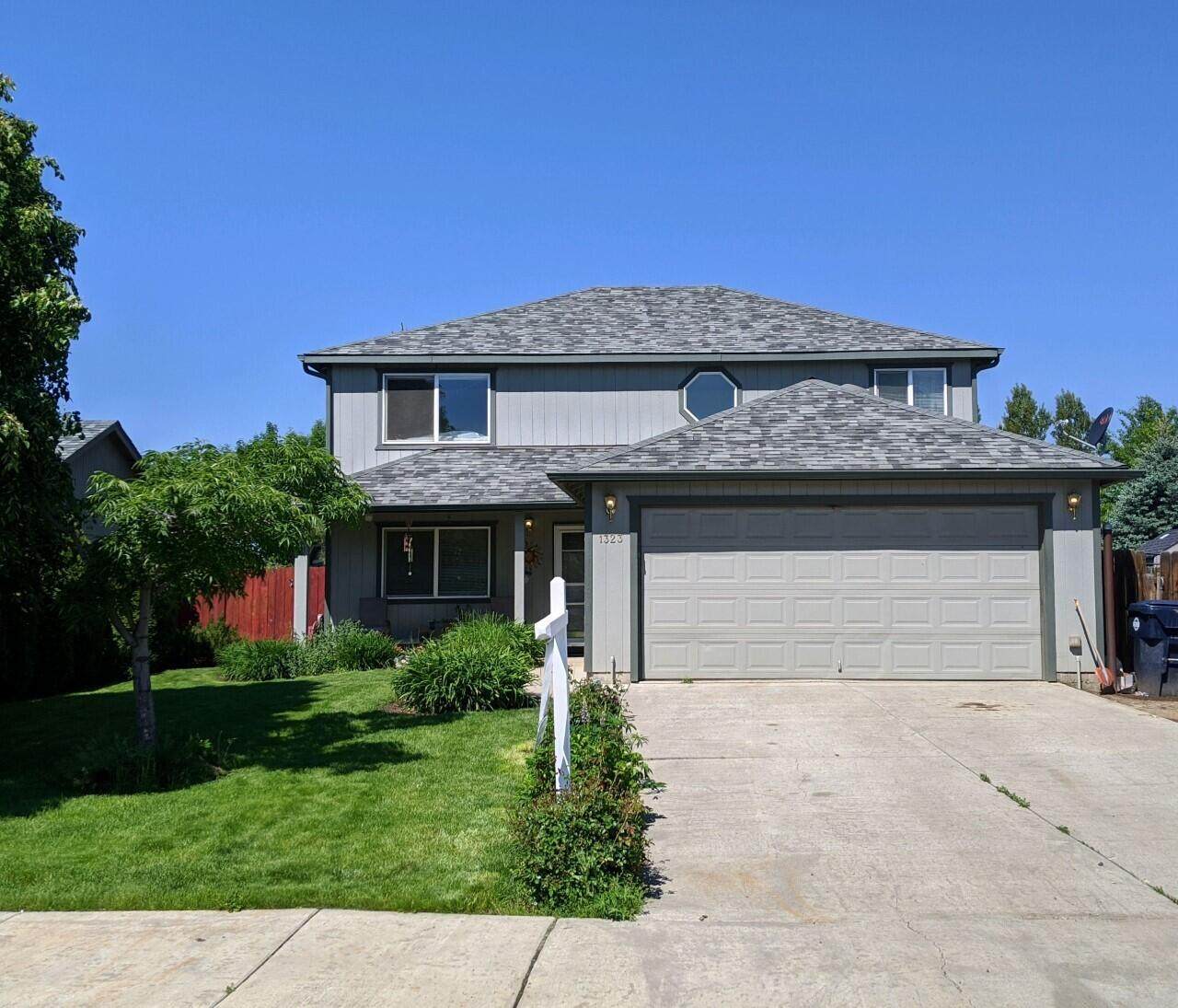 1323 33rd Street - Photo 1