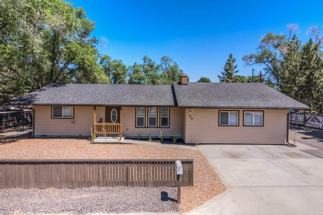 186 D Street - Photo 1