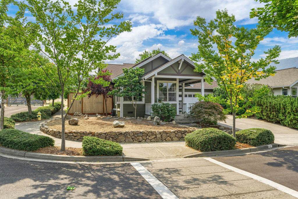 1101 Village Square Drive - Photo 1