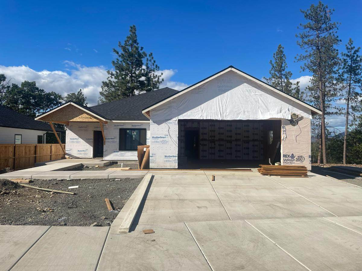 381 Arrowhead Trail - Photo 1