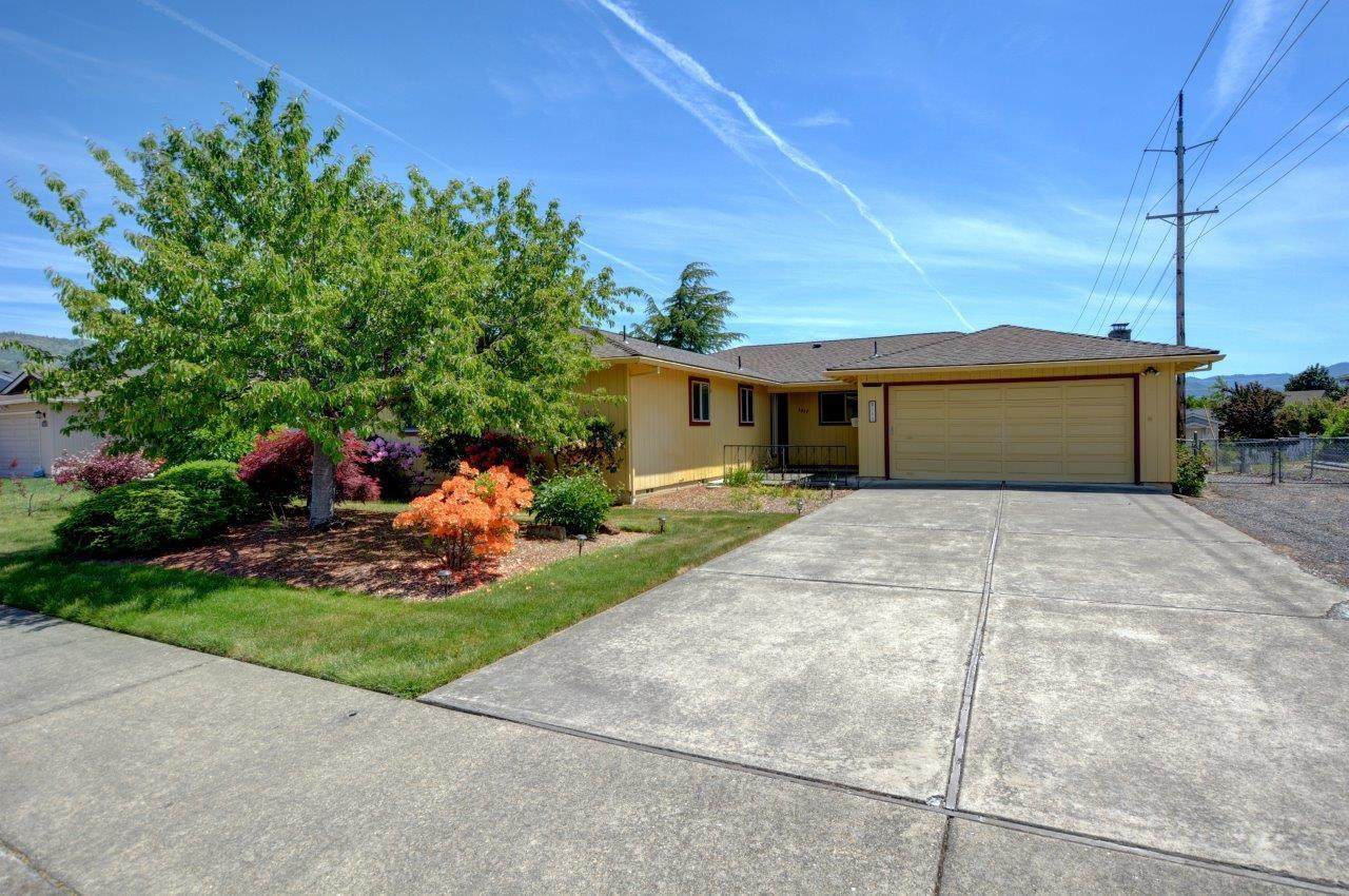 3052 Crystal Mountain Avenue - Photo 1