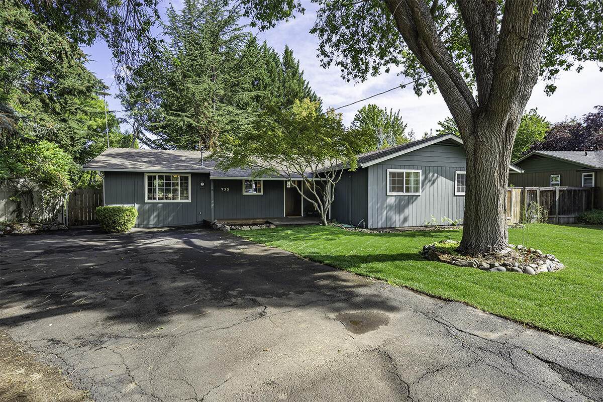 735 Widean Lane - Photo 1
