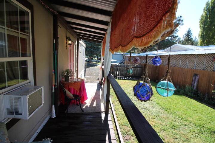 4000 Round Lake Road - Photo 1