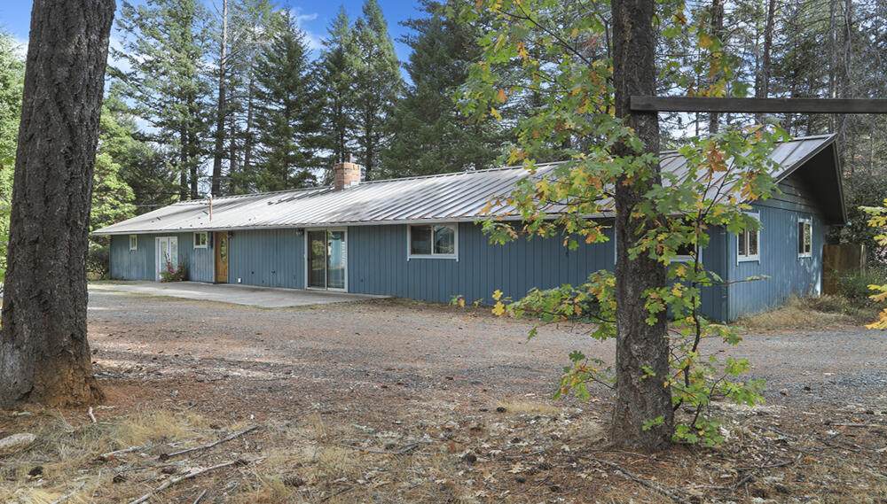 1028 Old Stage Road - Photo 1