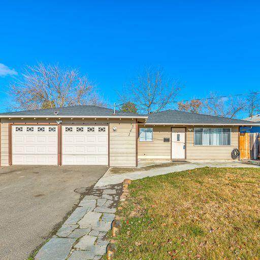 541 Cedar Street - Photo 1
