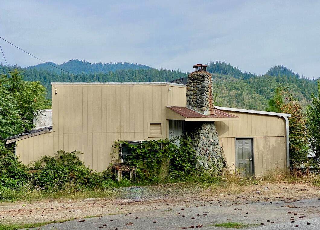 102 Old Stage Road - Photo 1