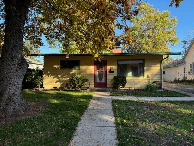 321 Vancouver Avenue - Photo 1