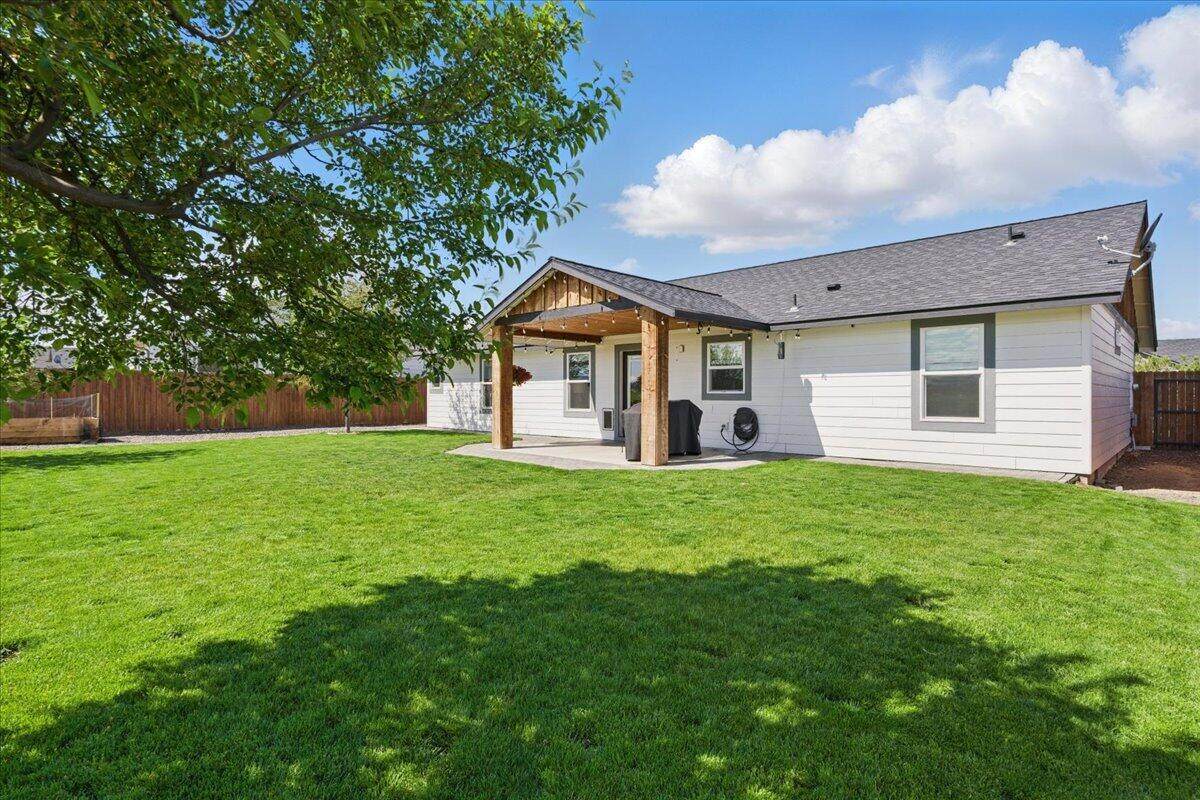 322 Bluegrass Drive - Photo 1