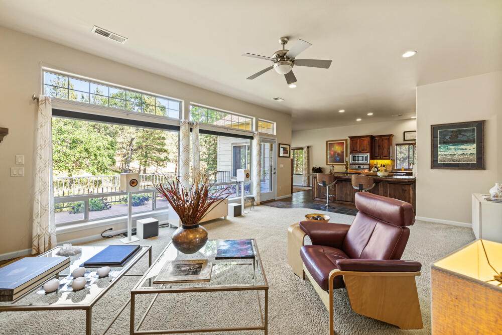9507 Kestrel Road - Photo 1