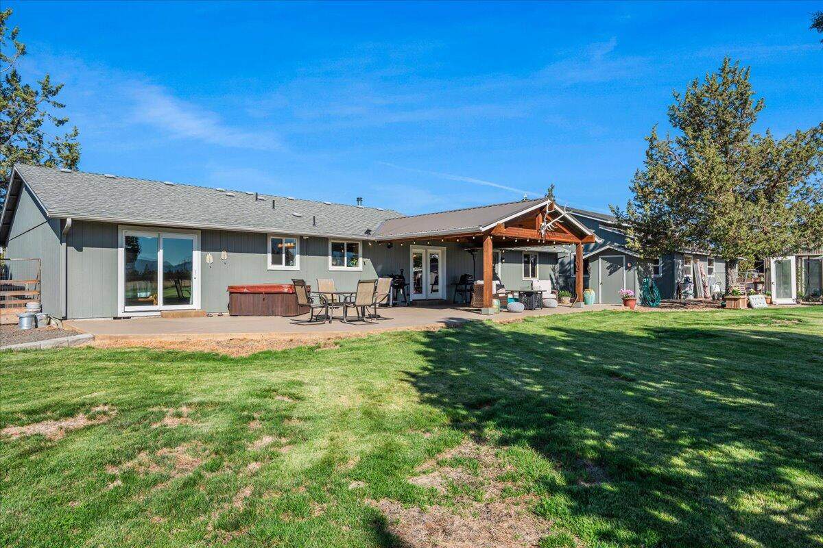 5900 59th Street - Photo 1