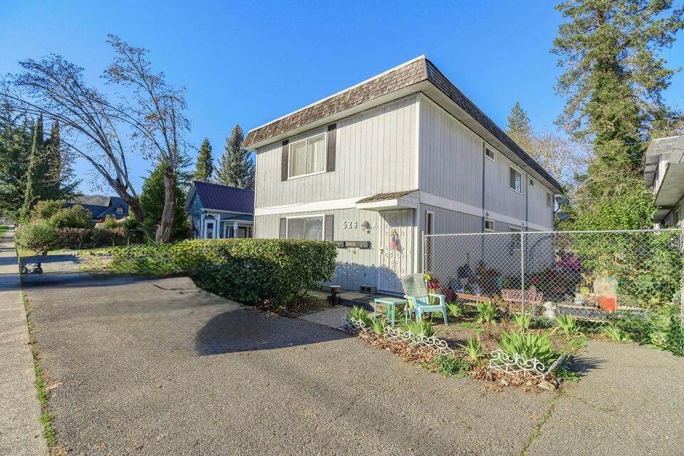 526 C Street - Photo 1