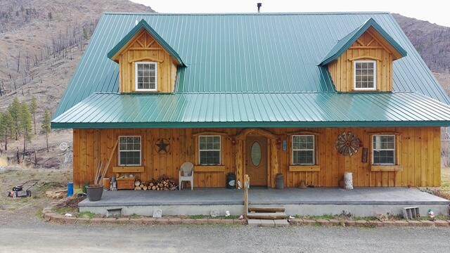 25404 Hwy 395 - Photo 1