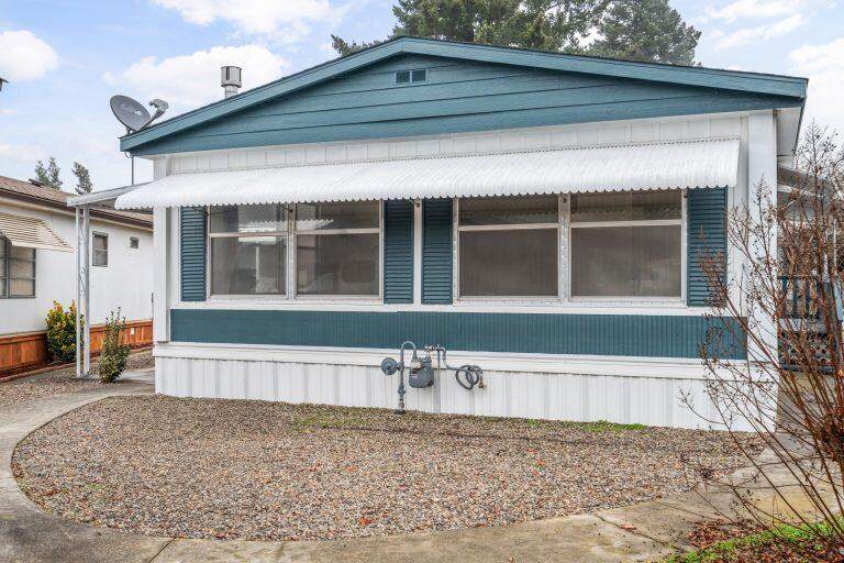 118 Briarwood Way - Photo 1