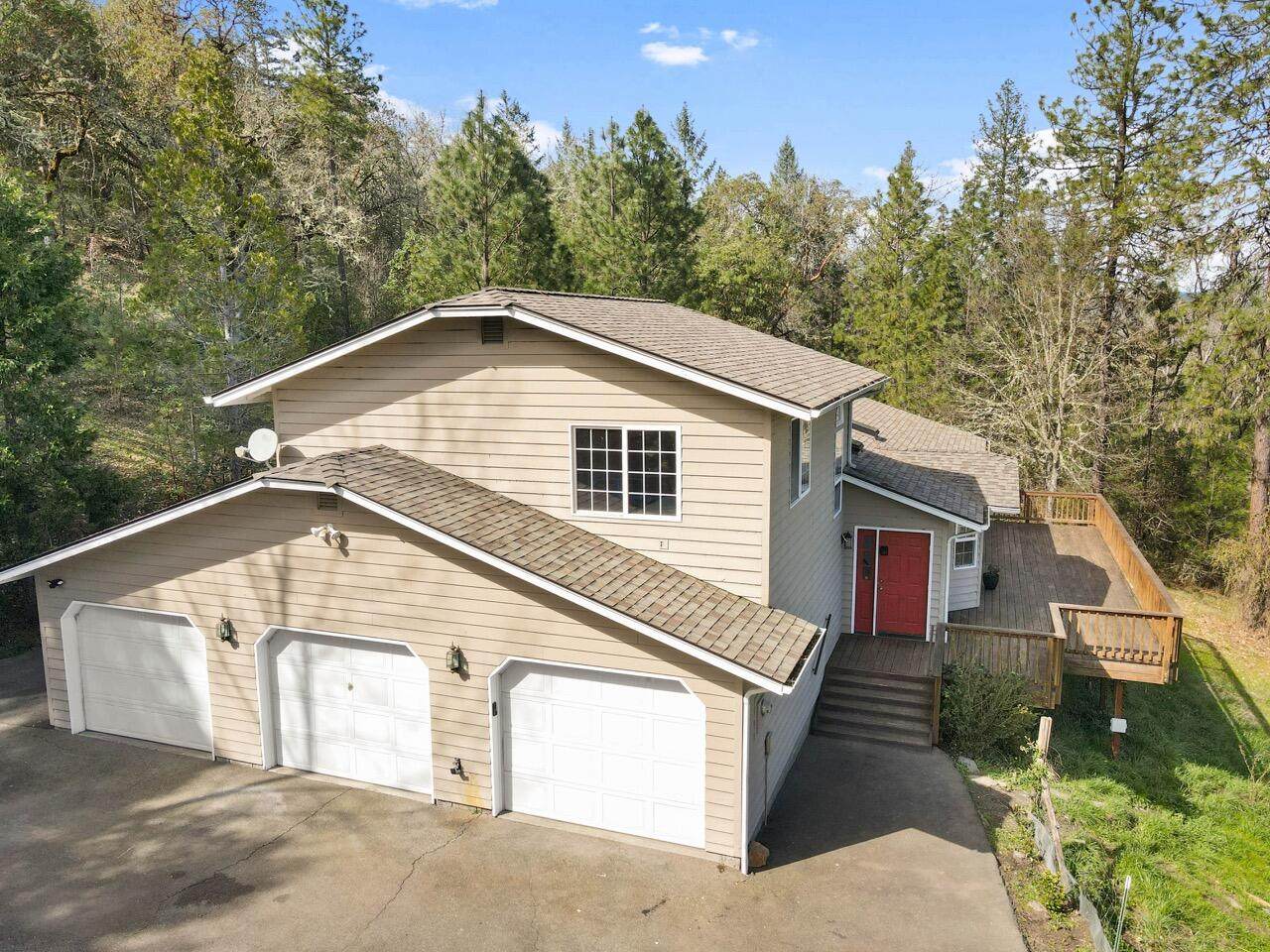1100 Riverbanks Road - Photo 1