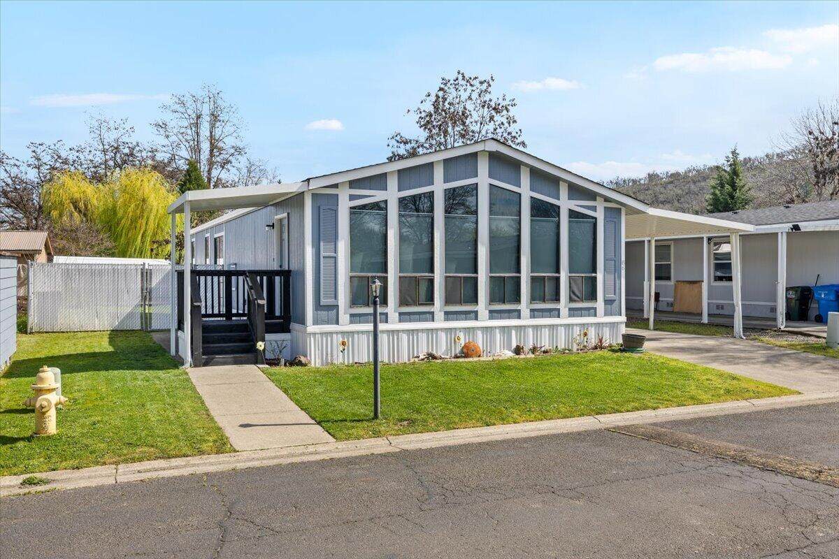 633 Archwood - Photo 1