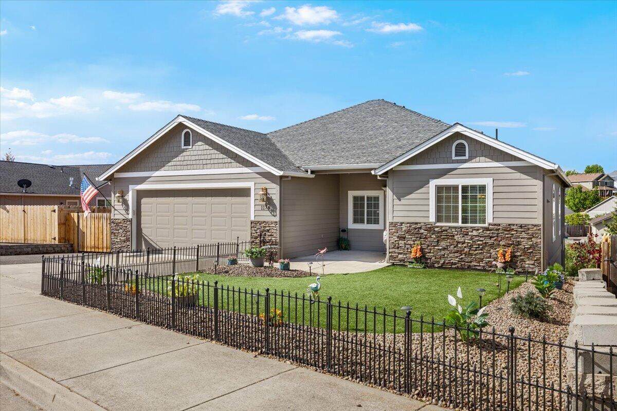 1174 Highlands Drive - Photo 1