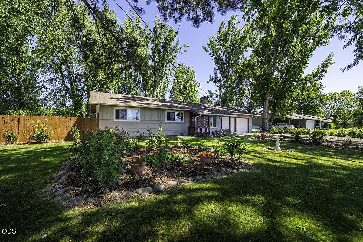2705 Randall Avenue - Photo 1