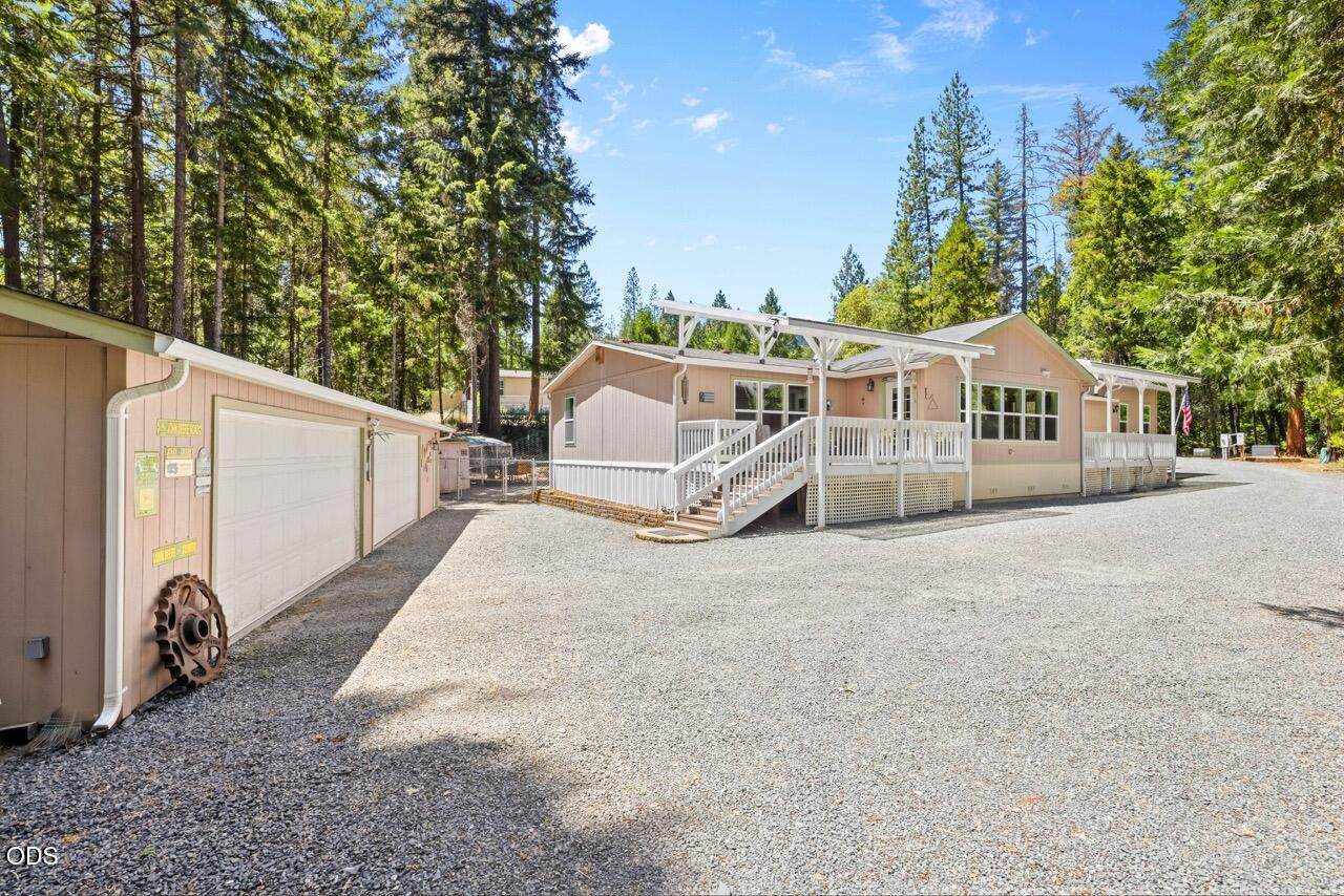 4300 Pleasant Creek Road - Photo 1
