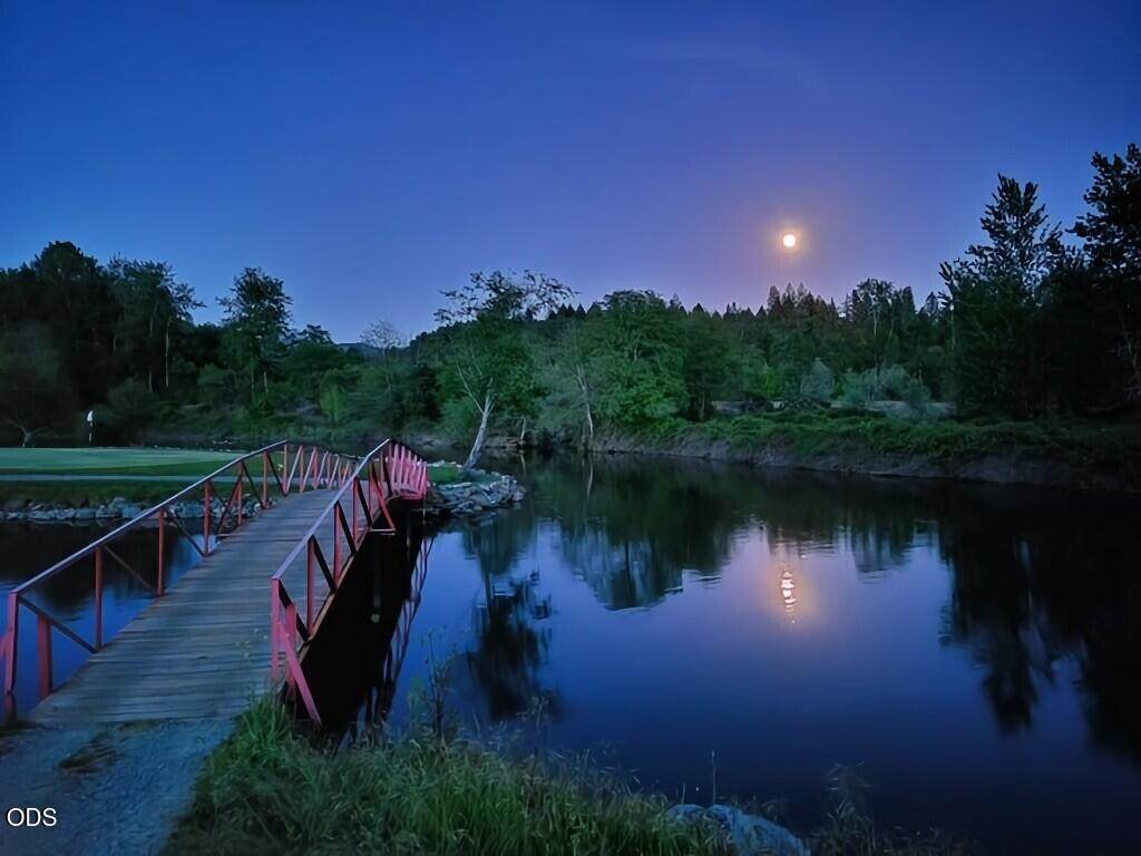 https://bt-photos.global.ssl.fastly.net/coar/orig_boomver_2_220225287-2.jpg