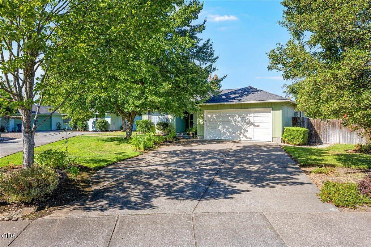 3031 Cheltenham Way - Photo 1