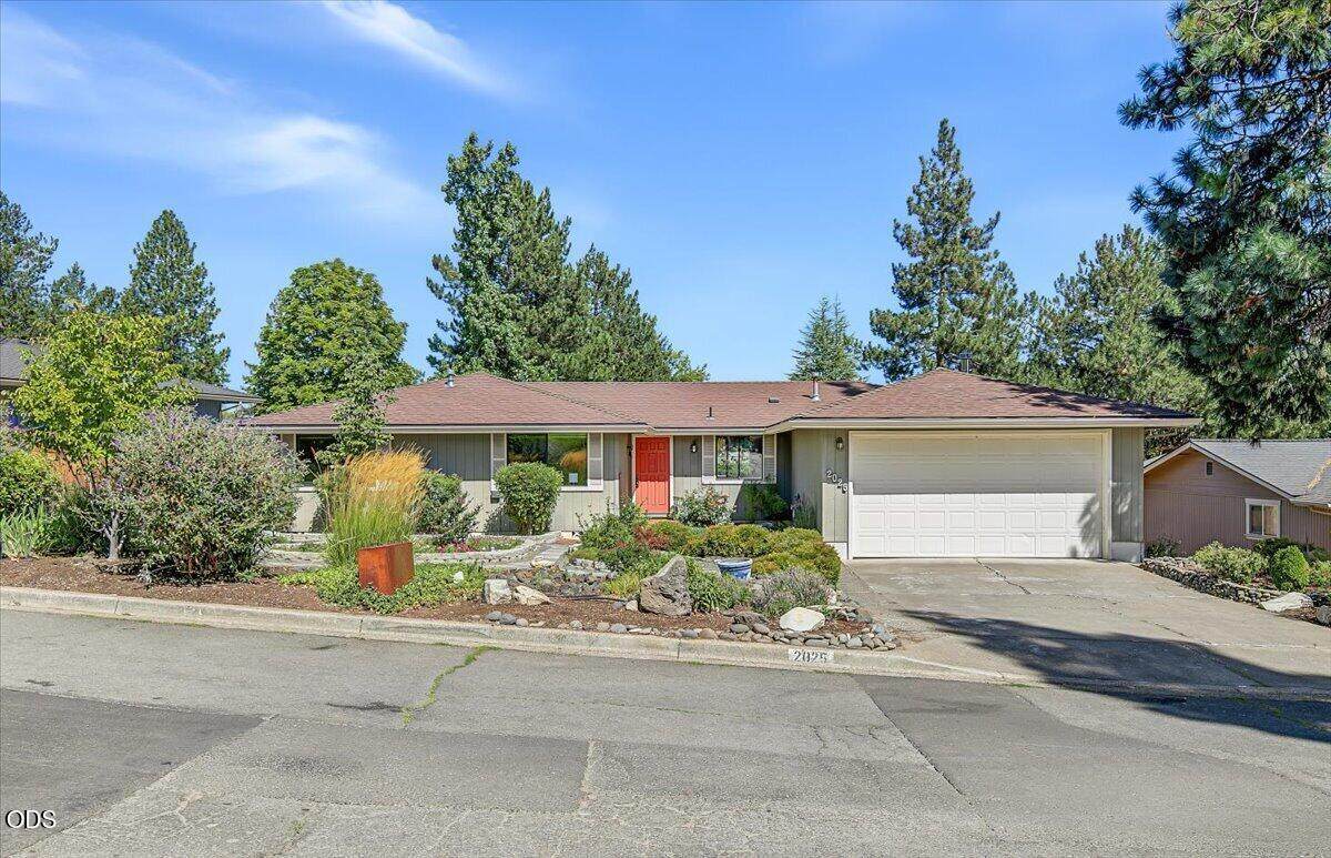 2025 Green Meadows Way - Photo 1