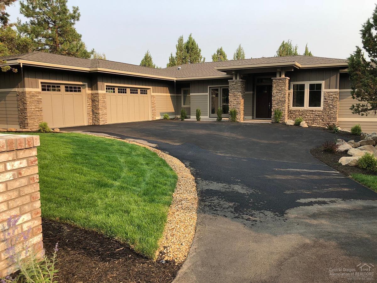 950 Chelsea Loop - Photo 1