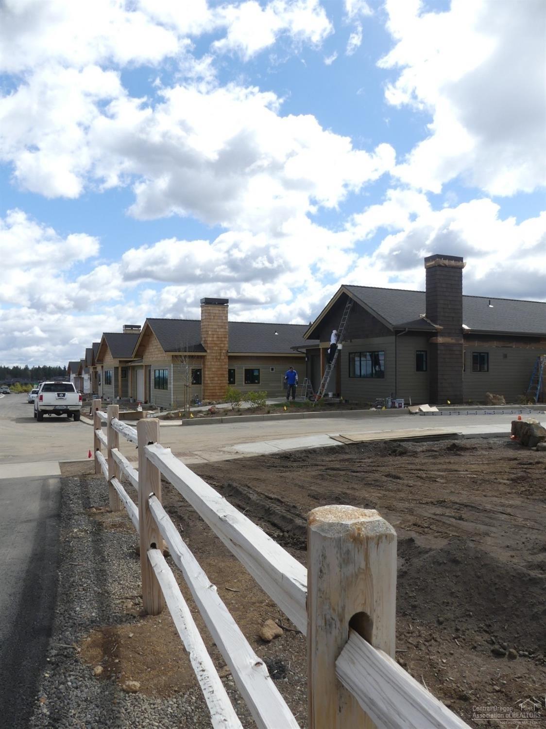 61267 Tetherow Drive - Photo 1