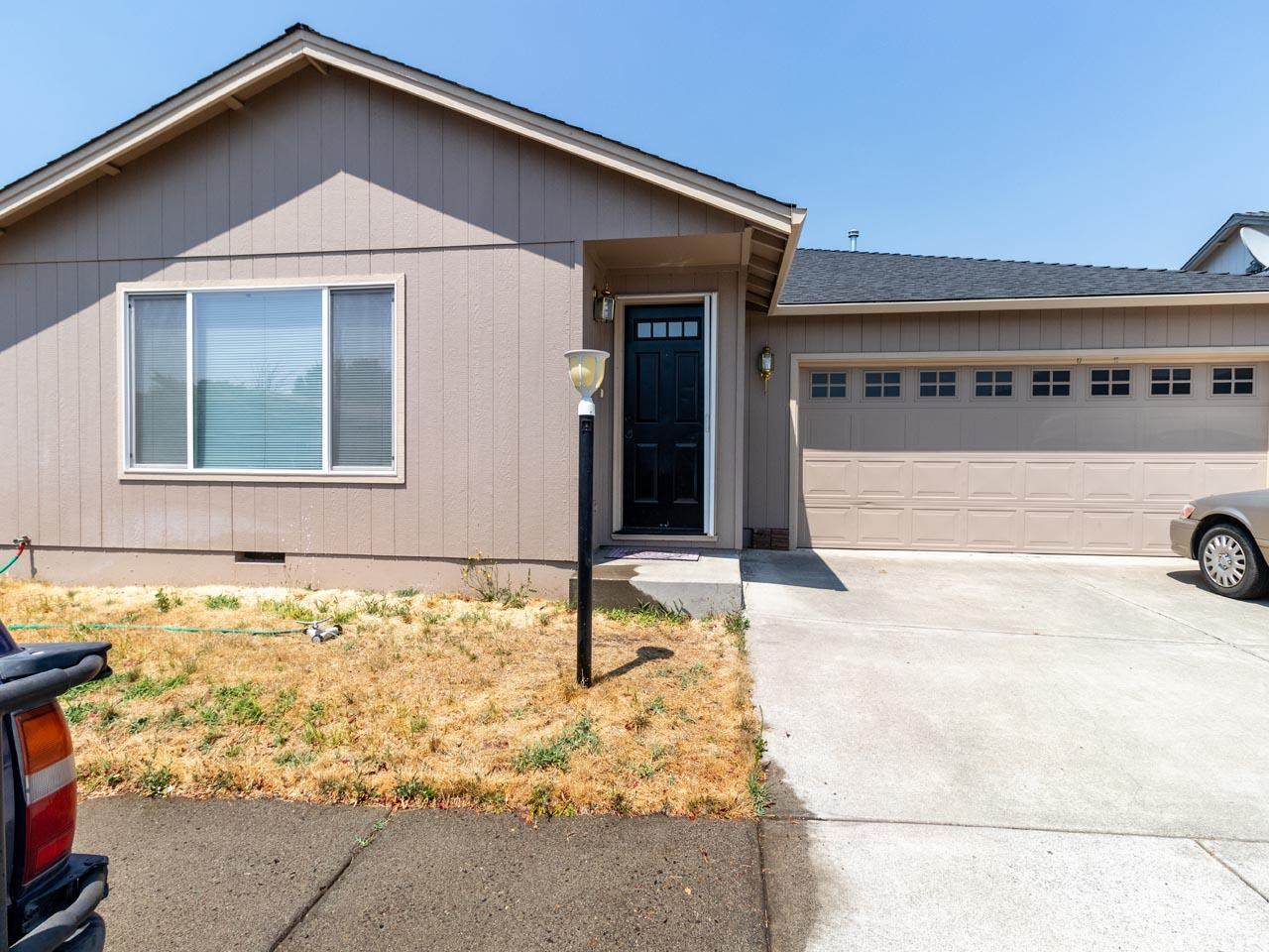 2233 New Haven Drive - Photo 1