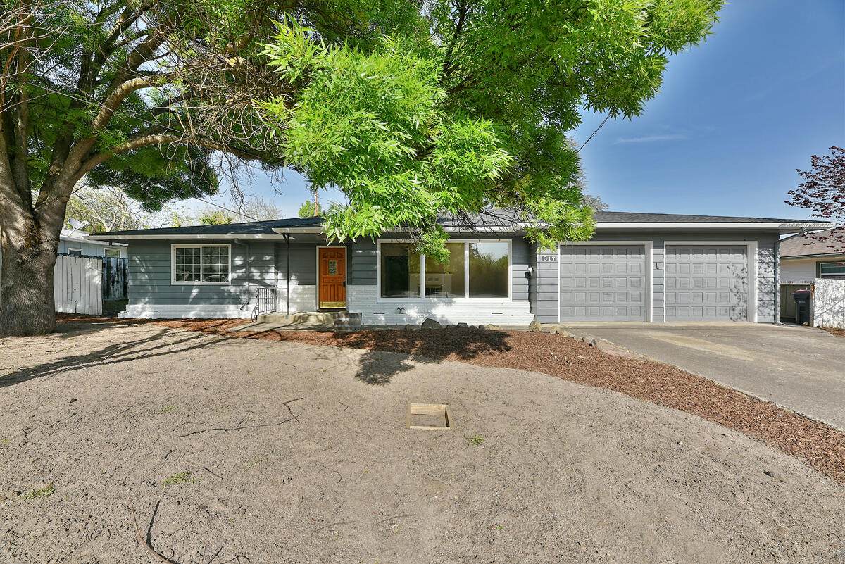 317 Sutter Avenue - Photo 1